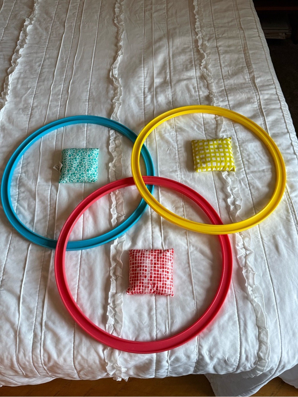 LOVEVERY Jump-In Hoops & Bean Bags